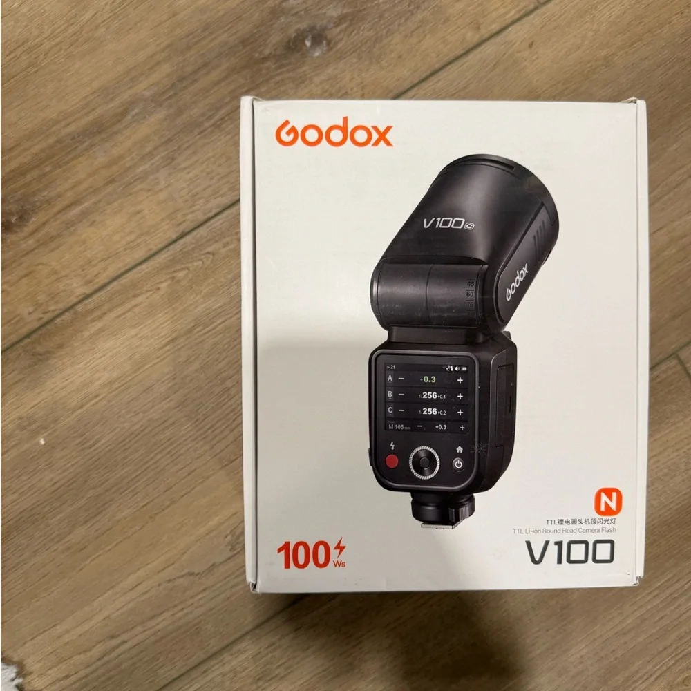 Nikon Godox V100 Black Camera Flash